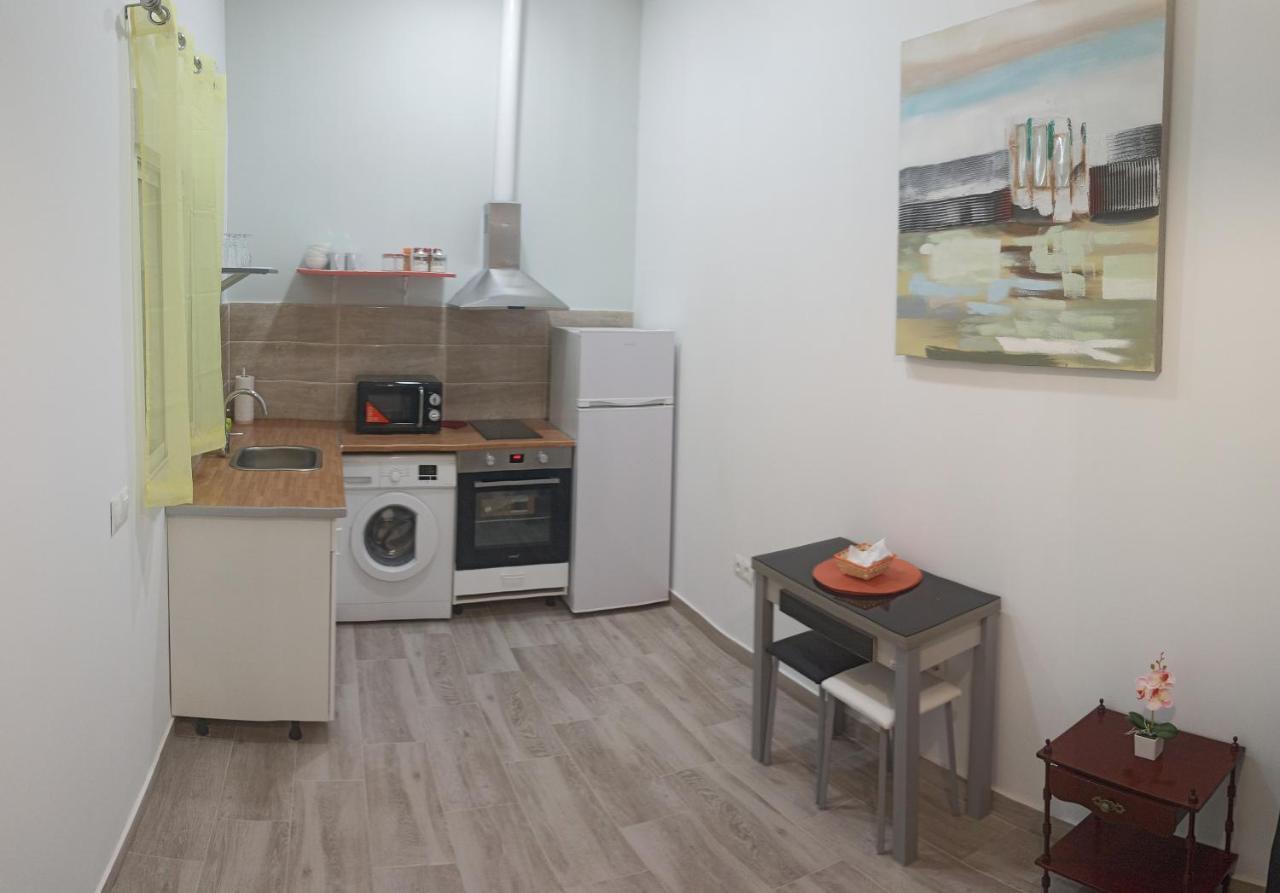 Genius Apartments Аликанте Экстерьер фото