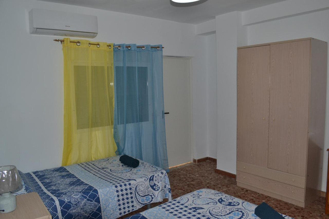 Genius Apartments Аликанте Экстерьер фото