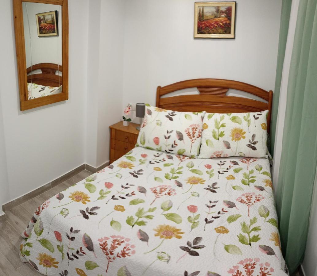 Genius Apartments Аликанте Экстерьер фото